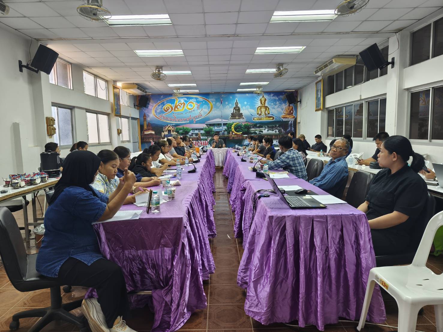 *** พช.เมืองเพชรบูรณ์ : ประชุม โครงการ “ด้วยจงรักและภักดี”สร้างประโยชน์ให้ชุมชน ประชาชนมีความสุข