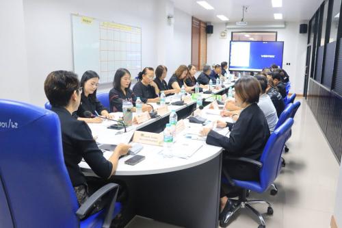 🌺 พช.เมืองเพชรบูรณ์ : ร่วมการประชุมเจ้าหน้าที่พัฒนาชุมชนเพื่อมอบนโยบายสู่การปฏิบัติ และติดตามผลการดำเนินงานตามยุทธศาสตร์กรมการพัฒนาชุมชน ครั้งที่ 7/2569
